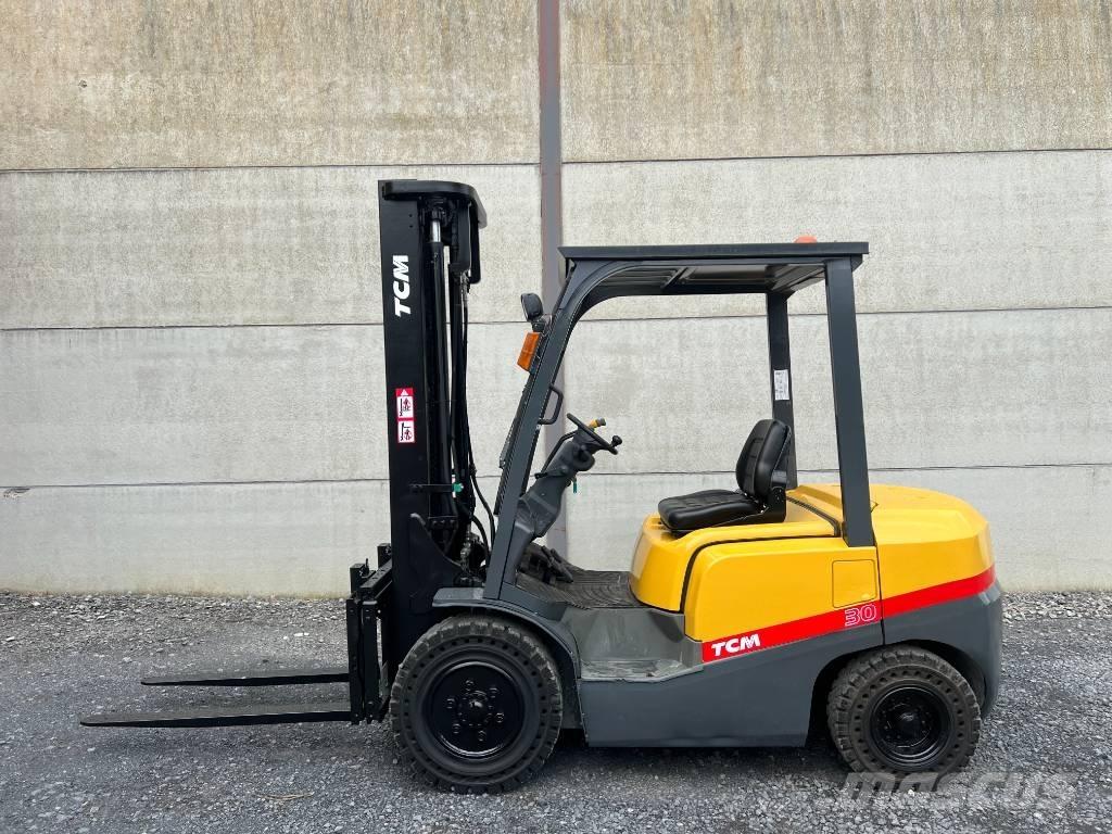TCM FD30T3 Diesel heftrucks