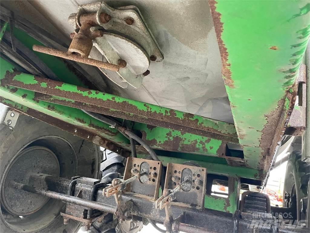 Joskin 12500 TS Düngemittelverteiler