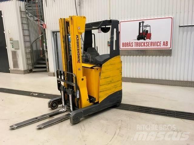 Jungheinrich ETV 110 Schubmaststapler