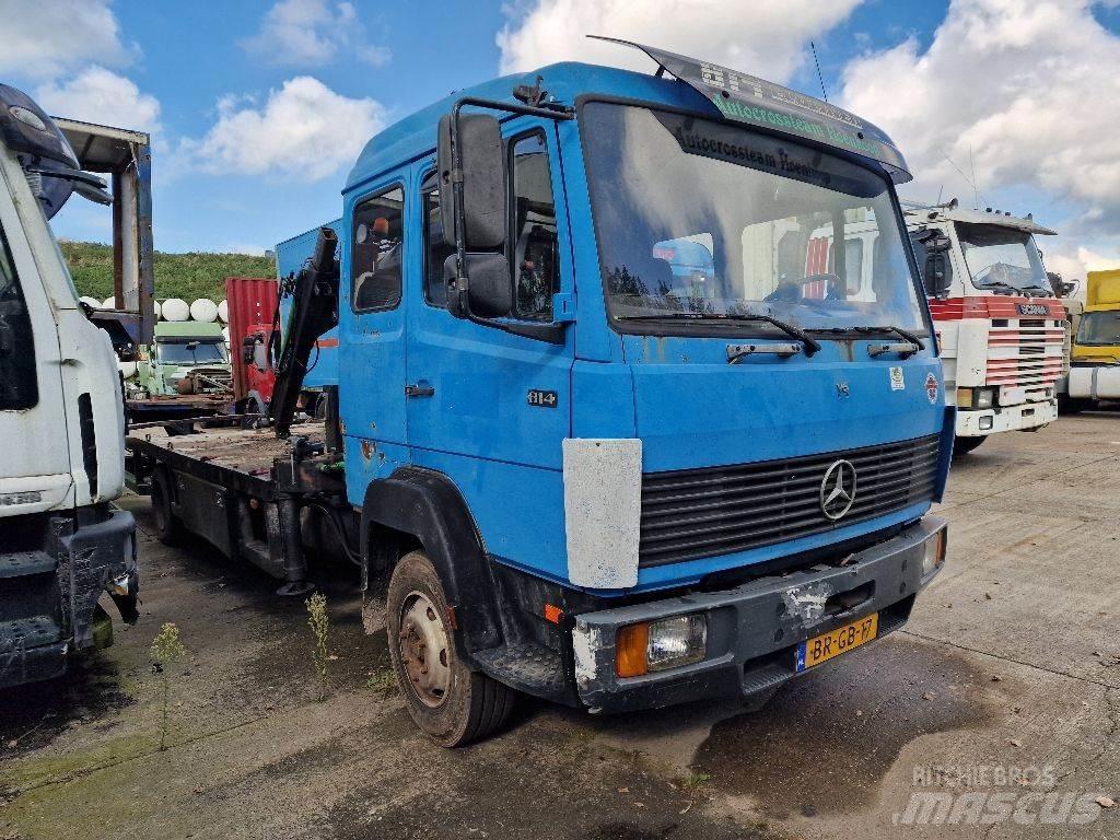 Mercedes-Benz 814 Pritschenwagen/Pritschenwagen mit Seitenklappe