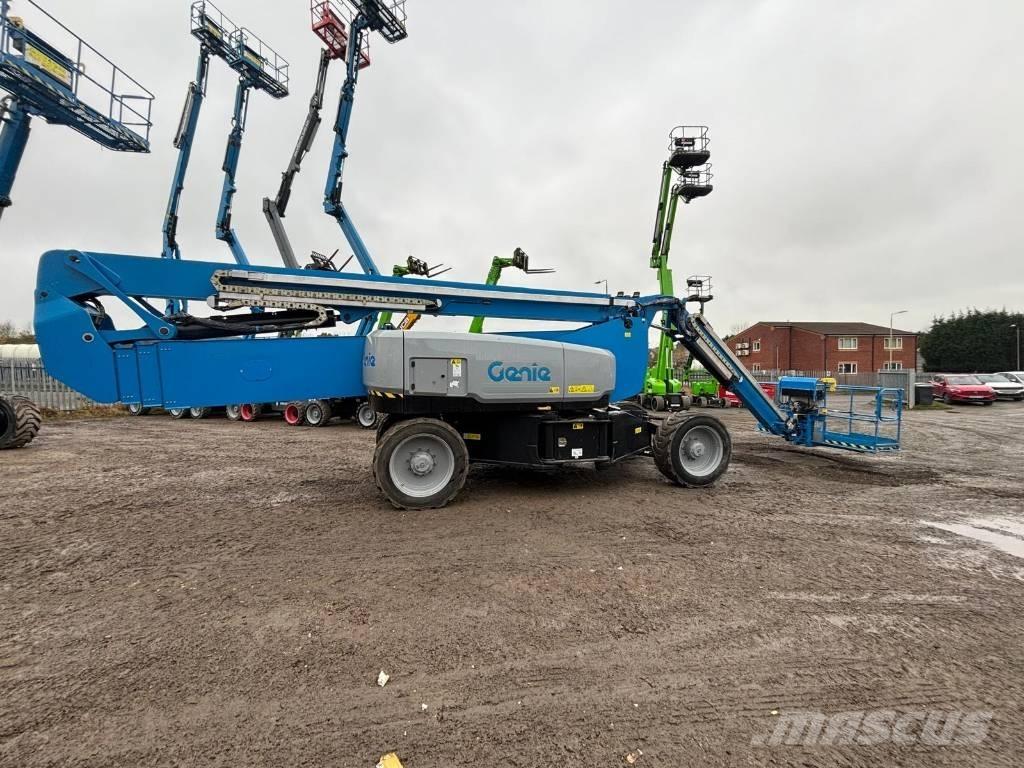 Genie ZX 135/70 Gelenkteleskoparbeitsbühnen