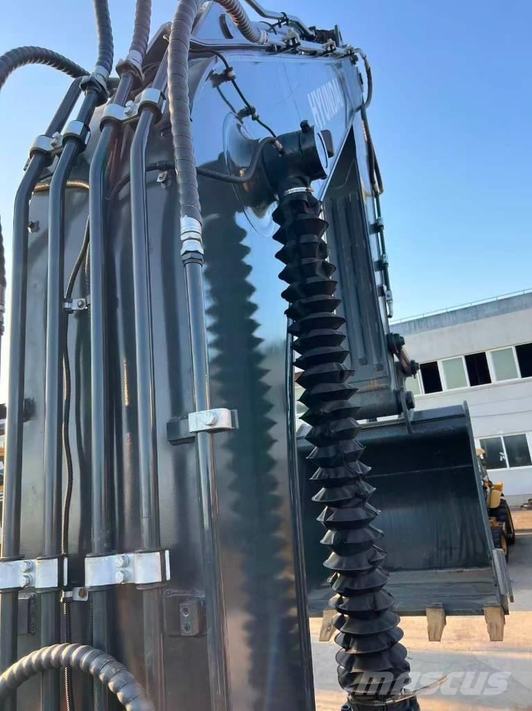 Hyundai R305LC-9T Raupenbagger