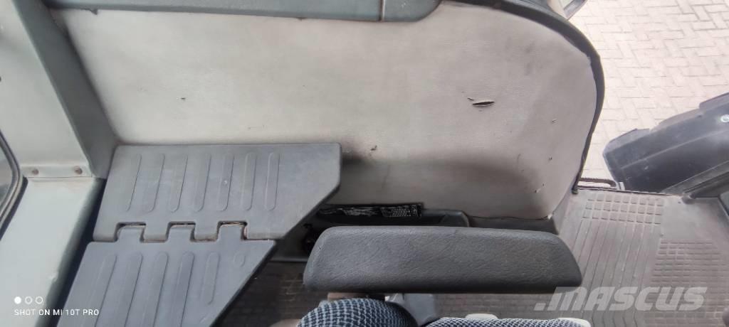 Valtra Valmet 6400 Traktoren