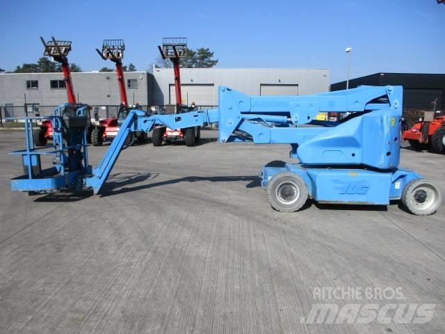 JLG E 400 AJPN (848) Gelenkteleskoparbeitsbühnen
