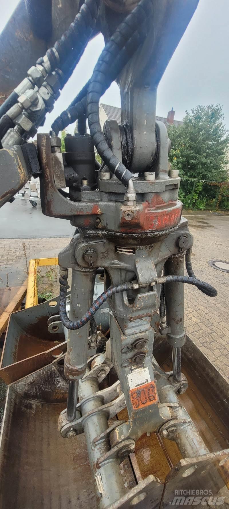 Liebherr GM 10B Zubehör