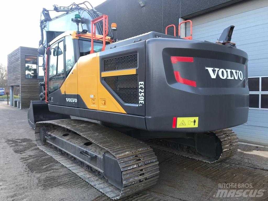 Volvo EC 250 E Raupenbagger