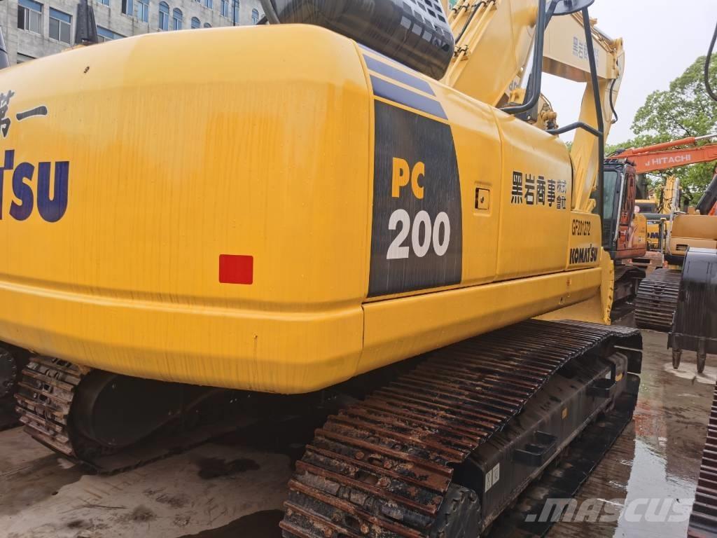 Komatsu PC 200-8 Raupenbagger