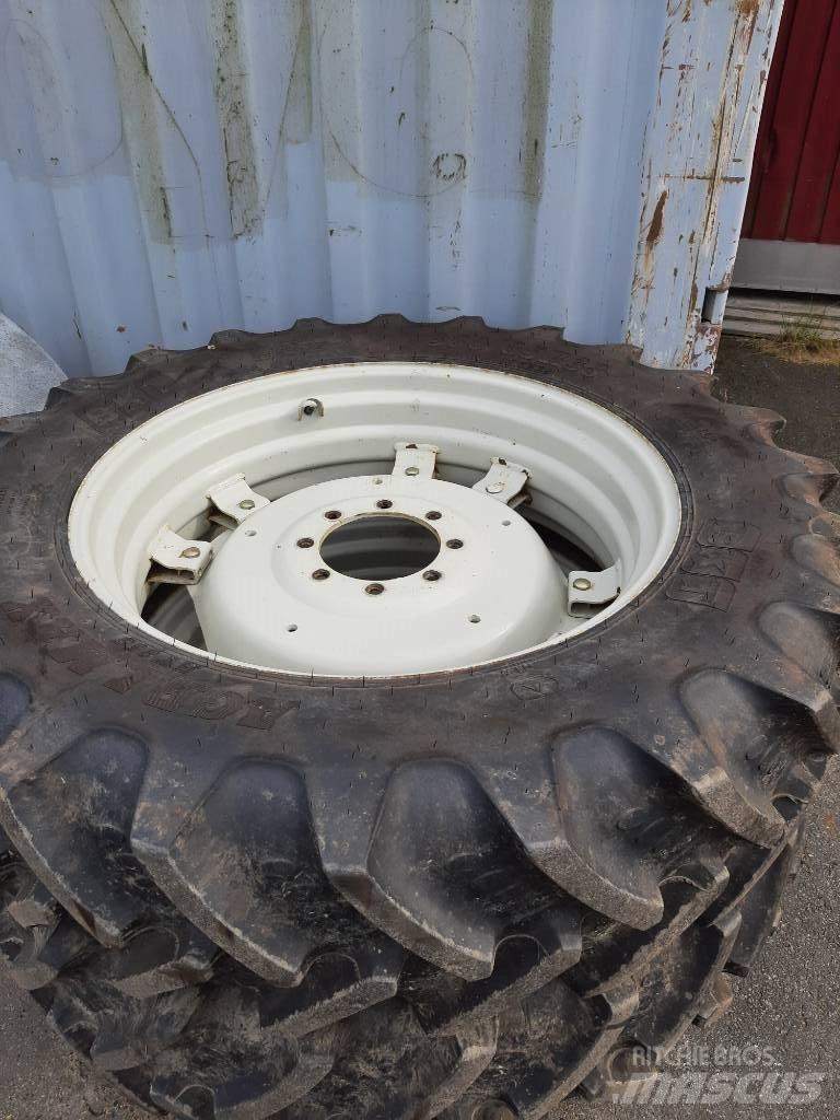 BKT 380/85R34 Sonstiges Traktorzubehör
