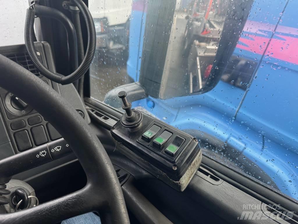 Scania P94DB Müllwagen