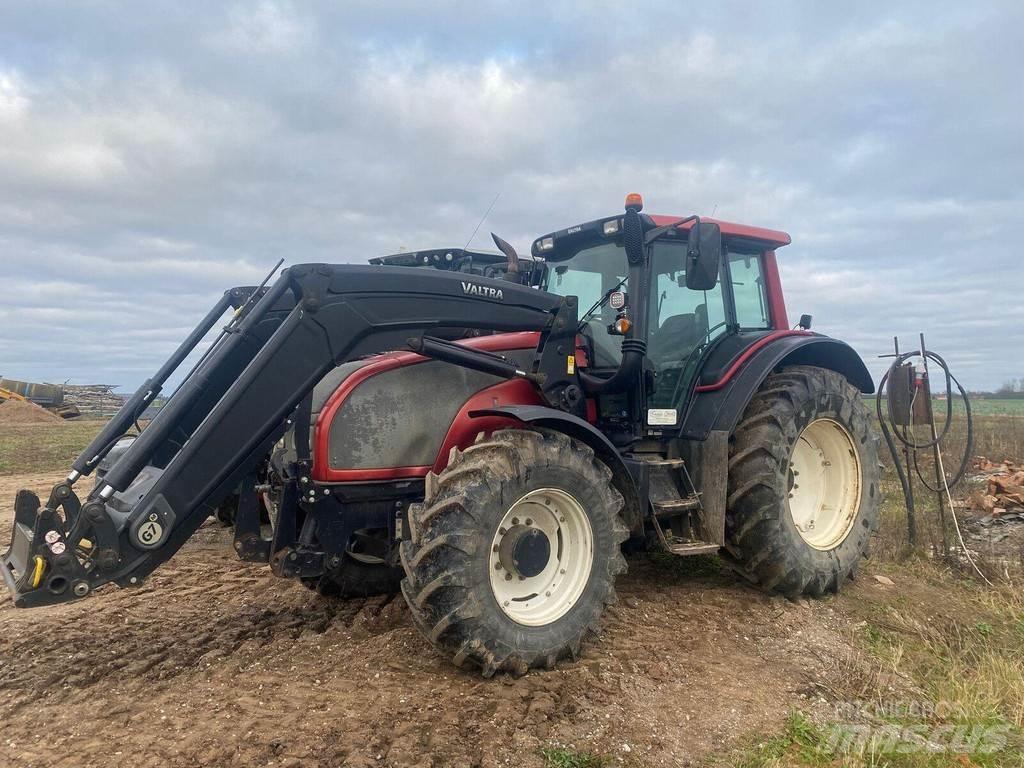 Valtra T191 Traktoren