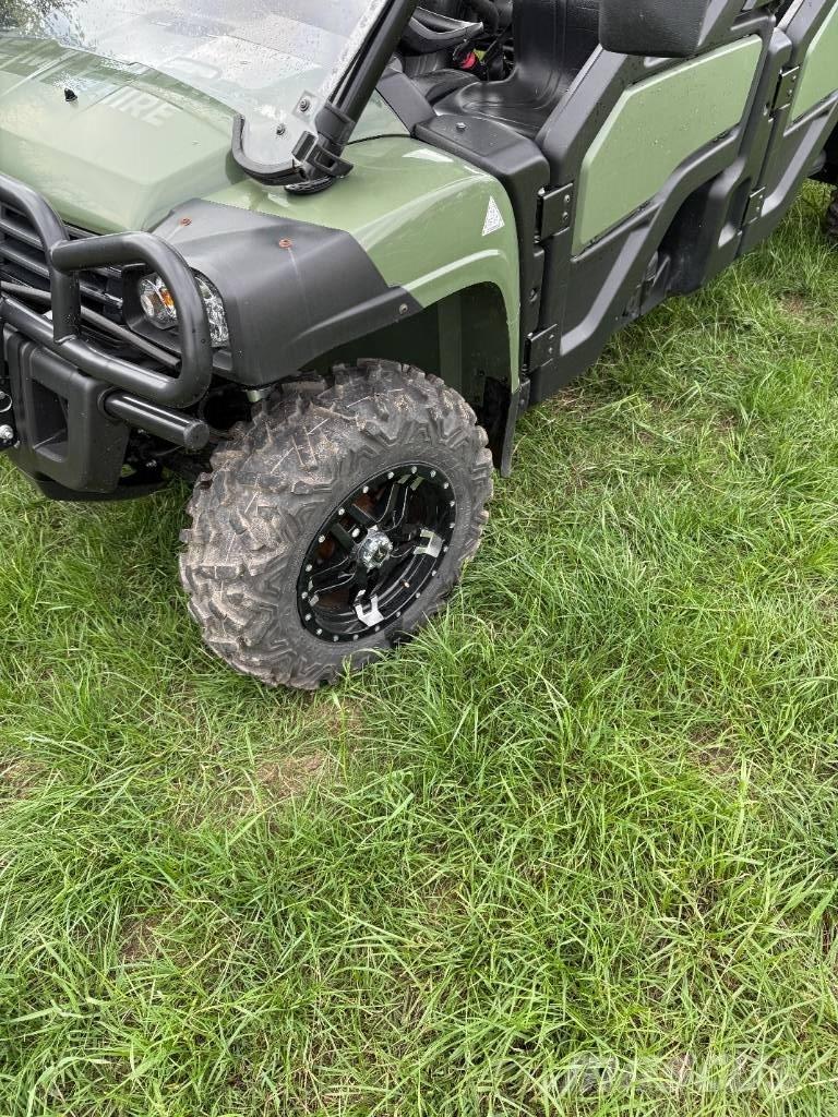 John Deere 855 Arbeitsfahrzeuge