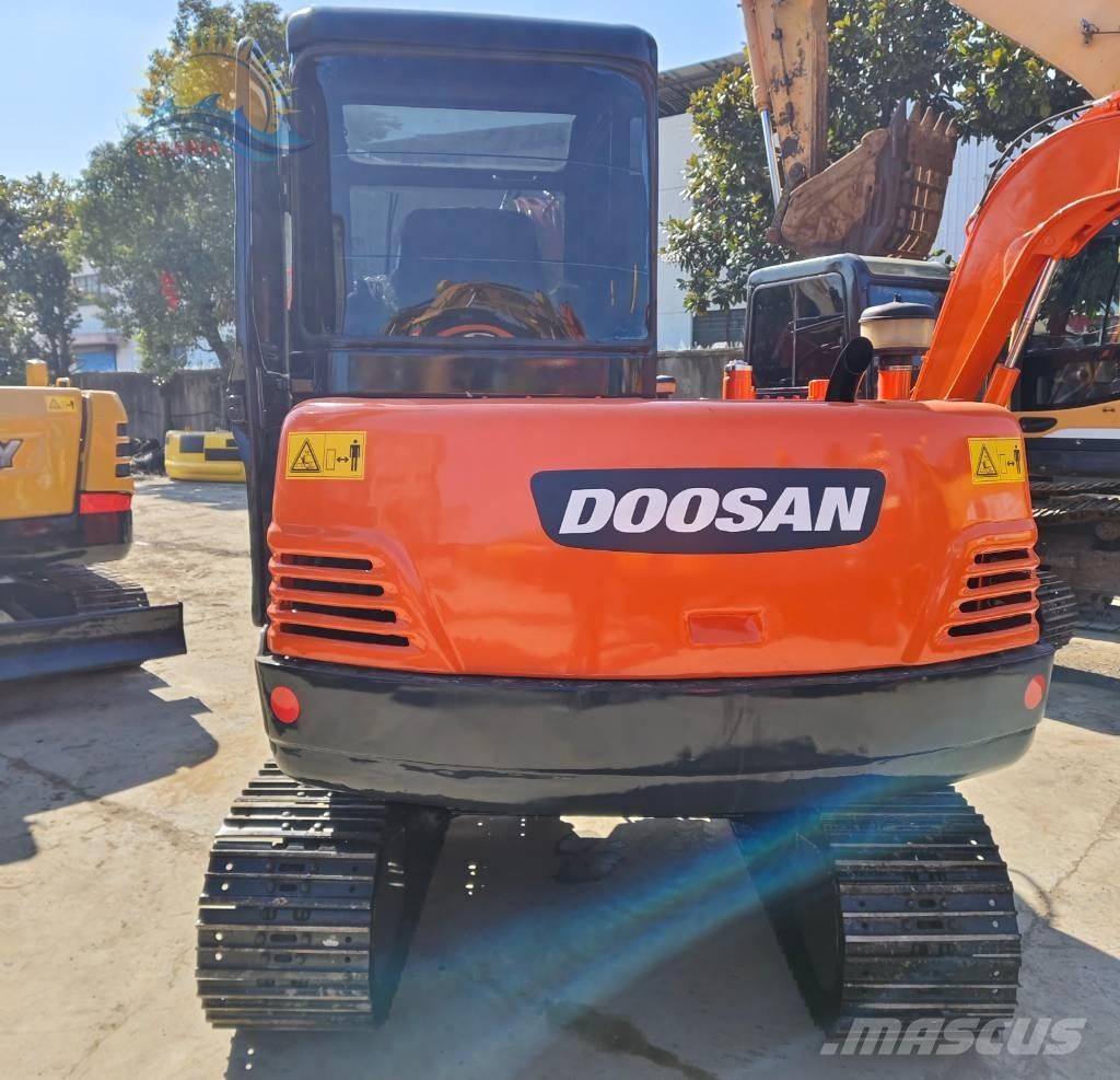 Doosan DH 55 Minibagger < 7t