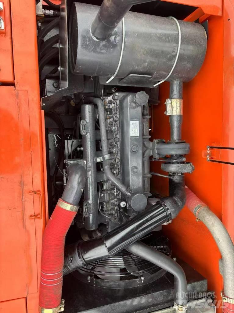 Doosan 225 LCA Raupenbagger