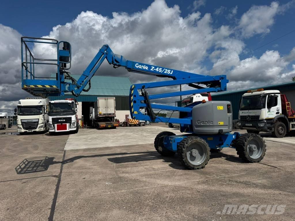 Genie Z 45/25 Gelenkteleskoparbeitsbühnen