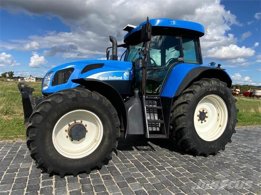 New Holland T 7055 Traktoren