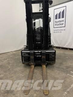 Hangcha CPCD35-XW97F Diesel heftrucks