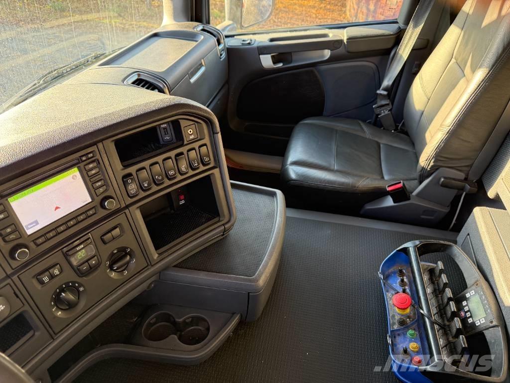 Scania G490 8x2 Absetzkipper