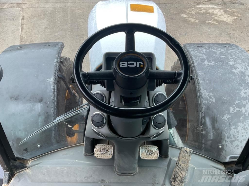 JCB Fastrac 4220 Traktoren