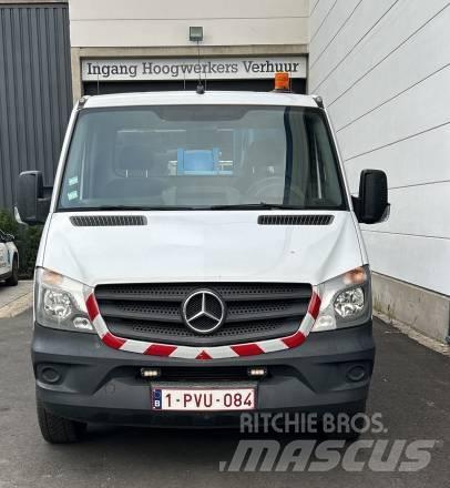 VERSALIFT VTX-240 LKW-Arbeitsbühnen