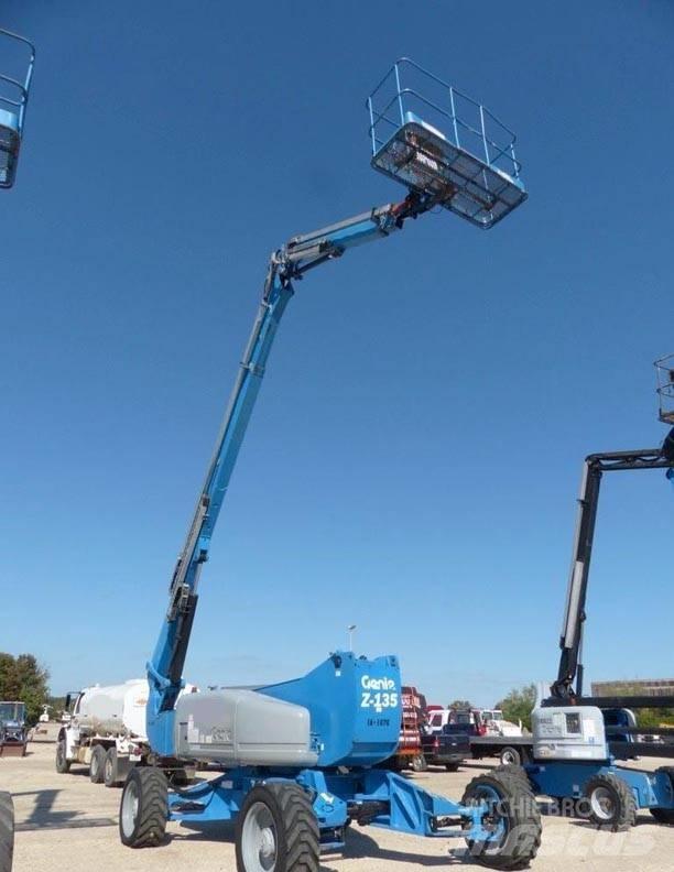 Genie Z135 Gelenkteleskoparbeitsbühnen