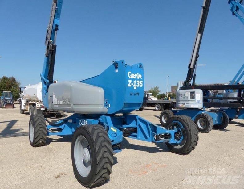 Genie Z135 Gelenkteleskoparbeitsbühnen