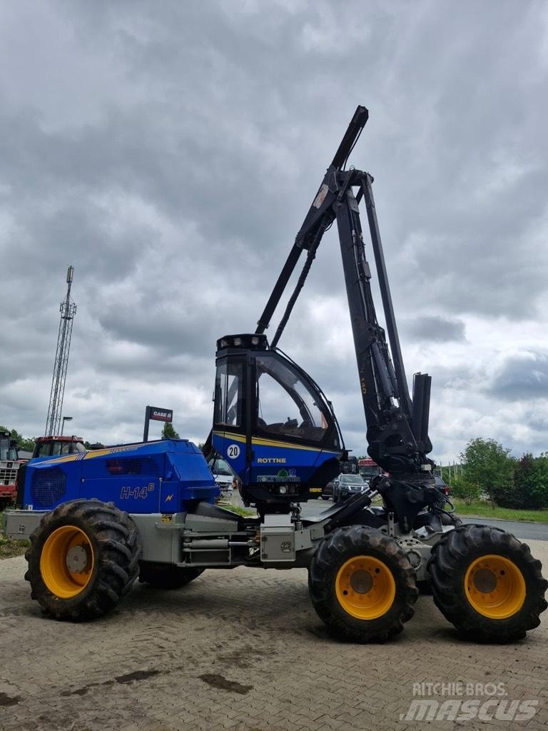 Rottne H14B Harvester