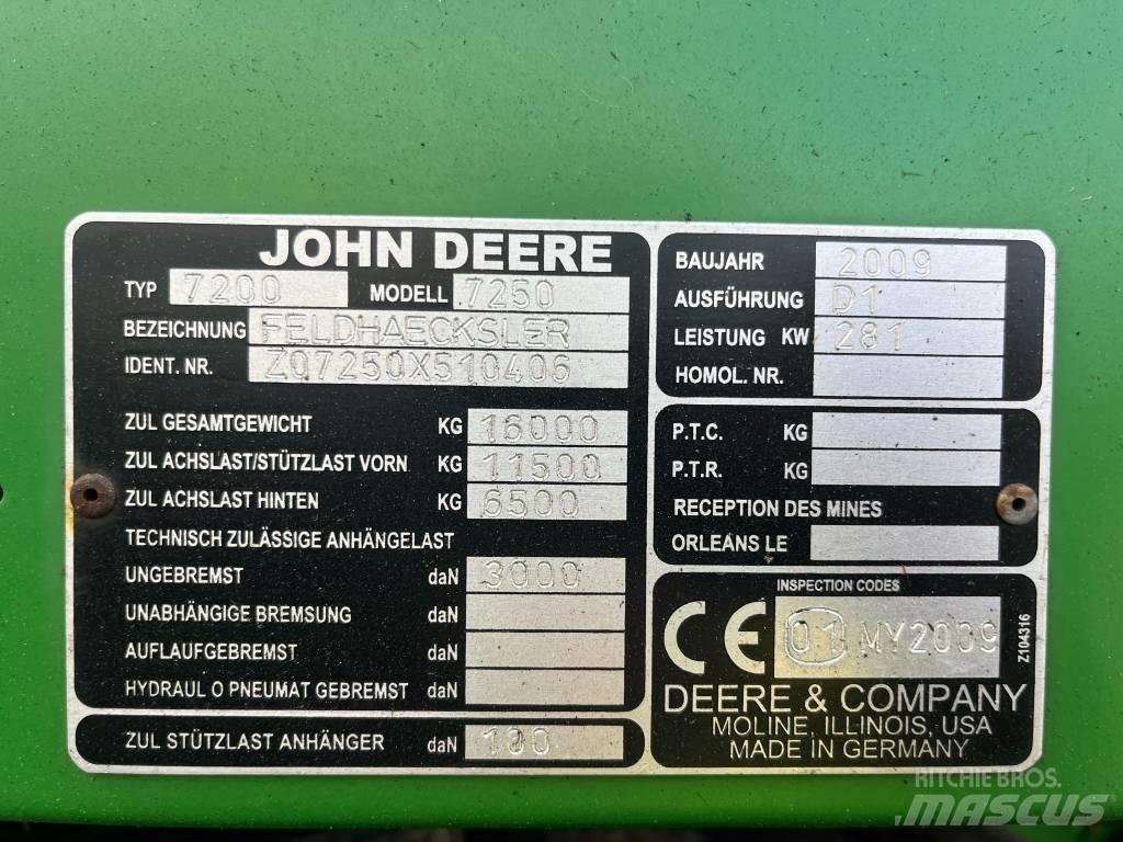 John Deere 7250 Selbstfahrende Häcksler