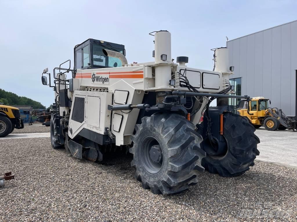 Wirtgen WR2500 Asphalt-Recycler