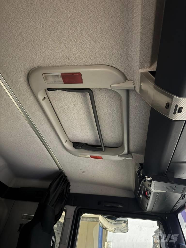 MAN TGX 35.540 Abrollkipper