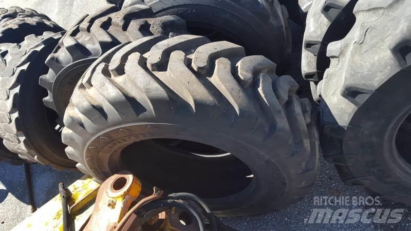  Pneu 10.5/80-18 Reifen