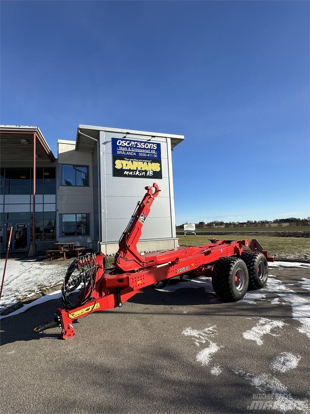 Bigab B 12 Anhänger mit Hakenlift