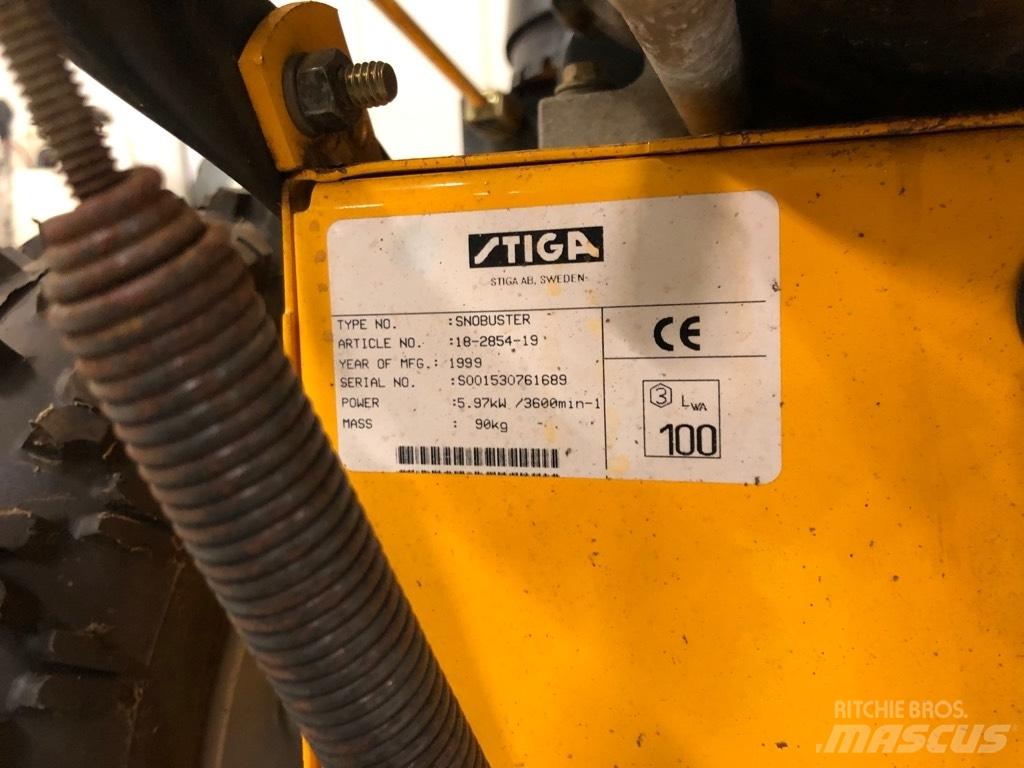 Stiga Snowbuster Arbeitsfahrzeuge