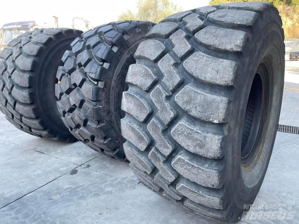 CAT 982M Radlader