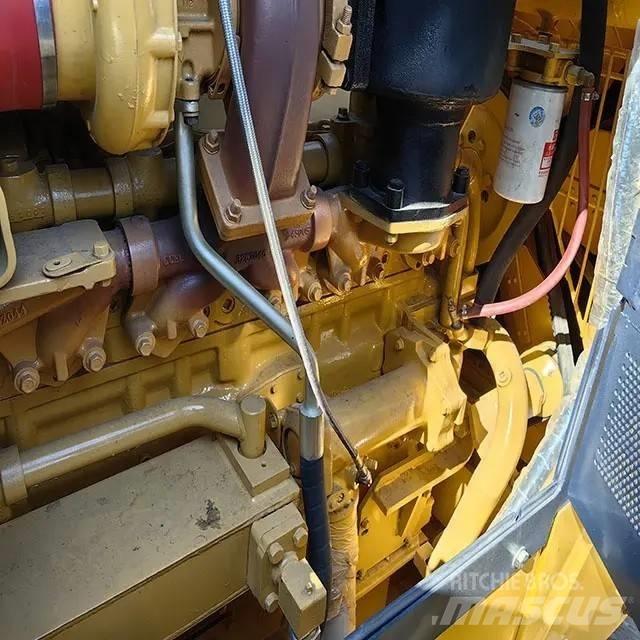 Shantui SD 22 Bulldozer