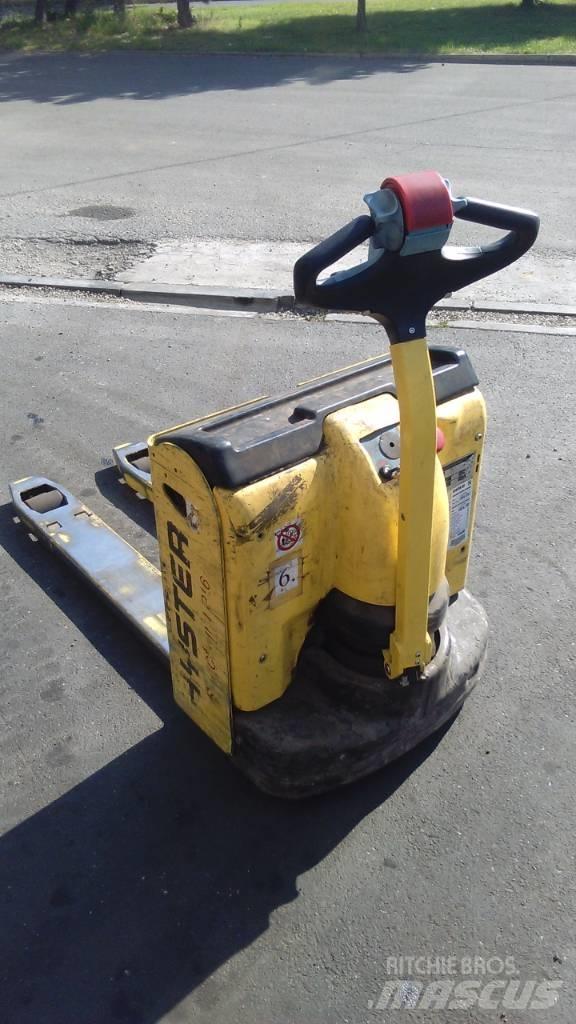 Hyster P1.6 Niedergabelstapler