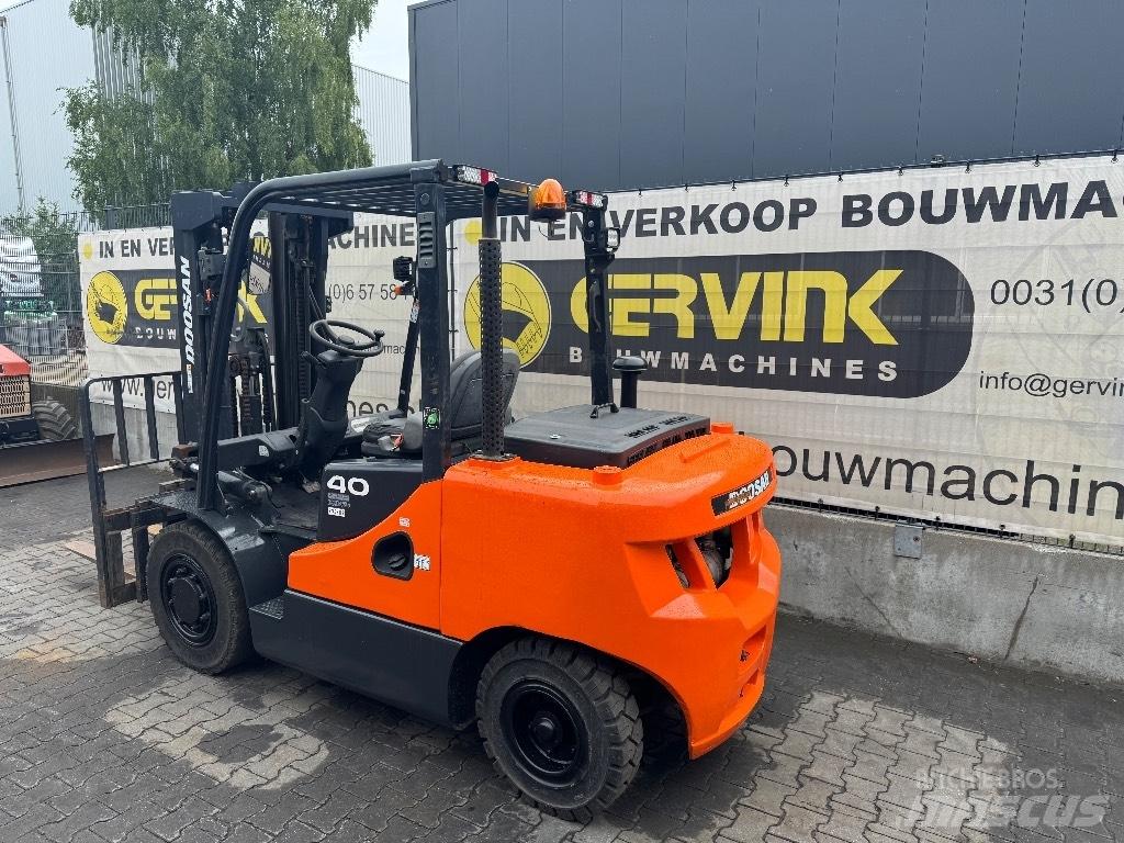Doosan D 40 SC-7 Diesel heftrucks