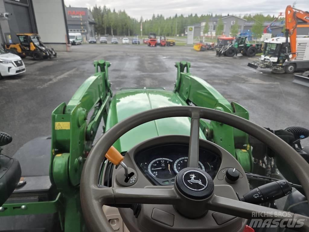 John Deere 6155R Traktoren