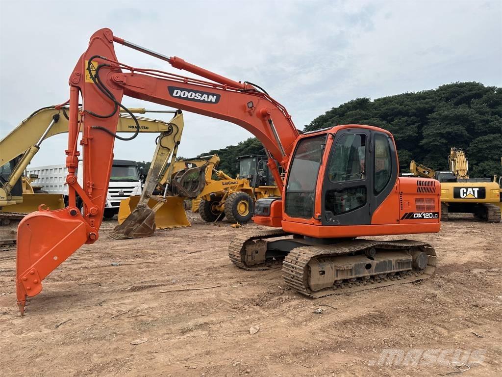 Doosan DX 120 Raupenbagger