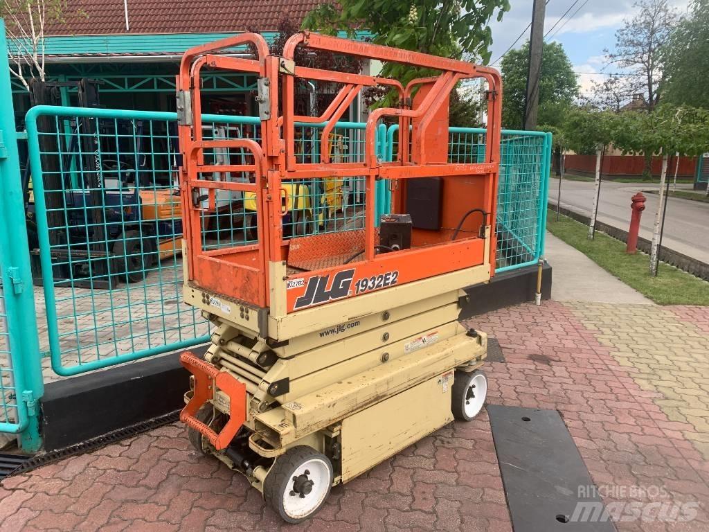 JLG 1932E2     V-2782 Personenaufzüge