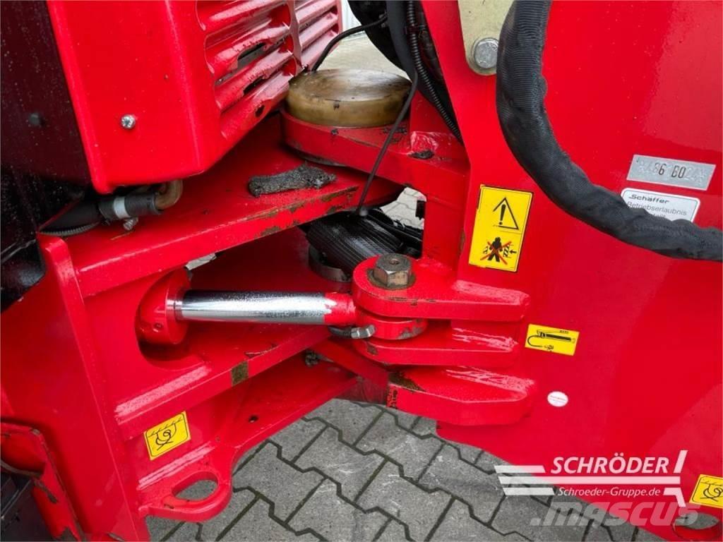 Schäffer 8610 T Radlader