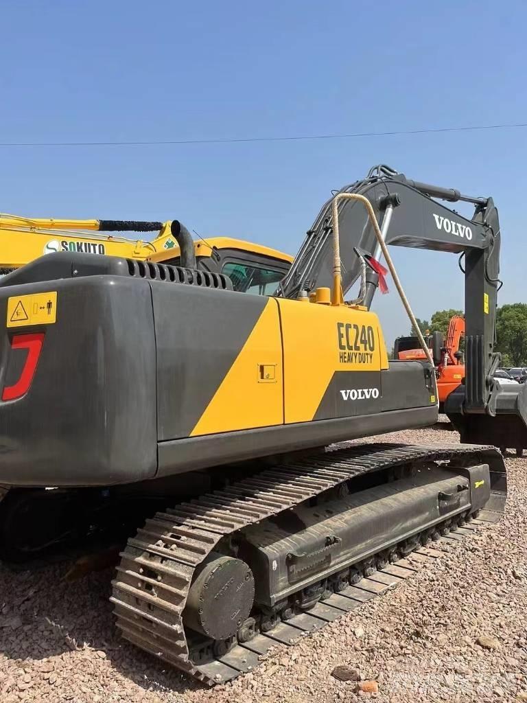 Volvo EC 240 Raupenbagger