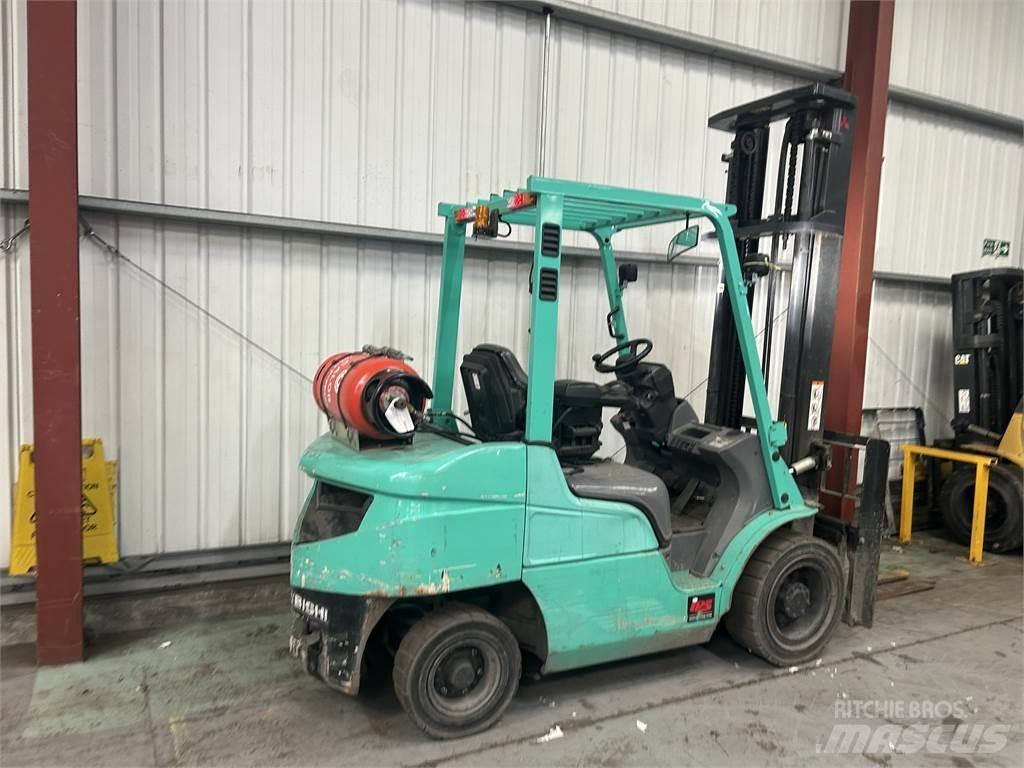 Mitsubishi FG30NT LPG heftrucks