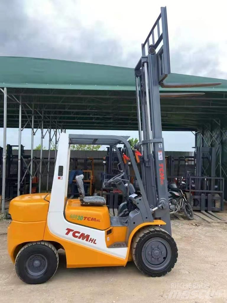 TCM FD30 Diesel heftrucks