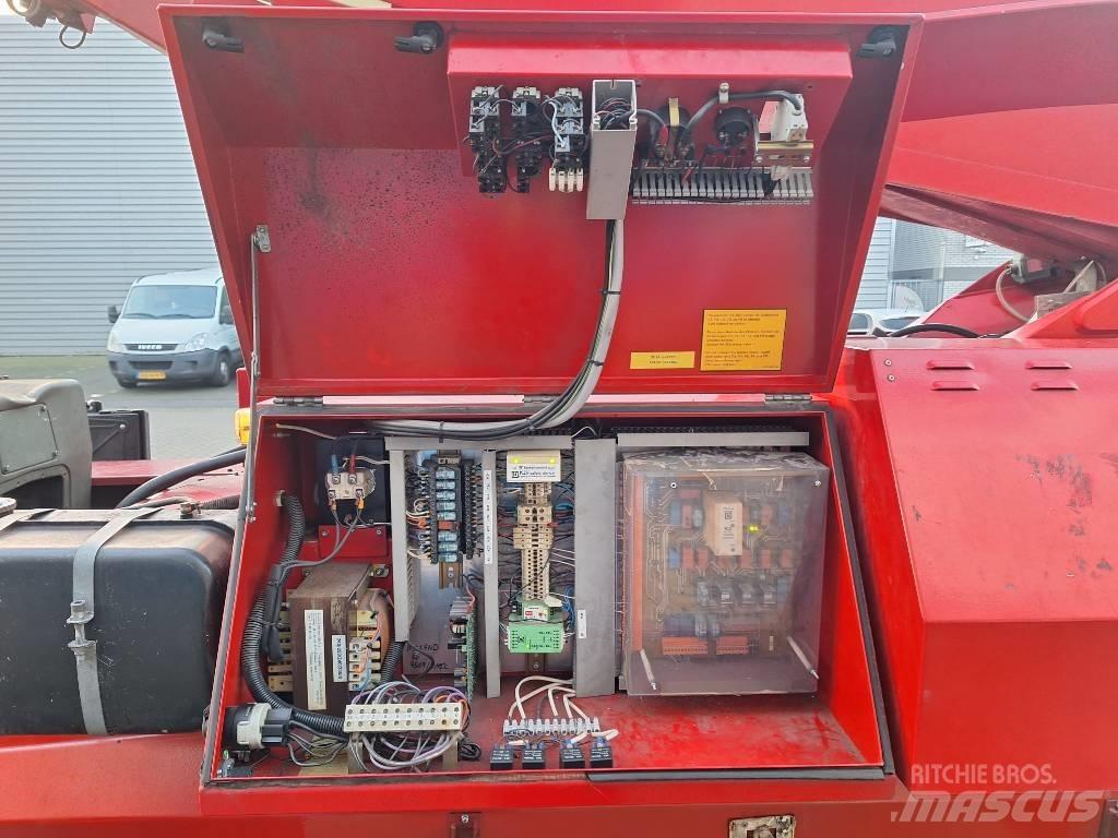 Denka-Lift DL 25 Anhänger-Arbeitsbühnen