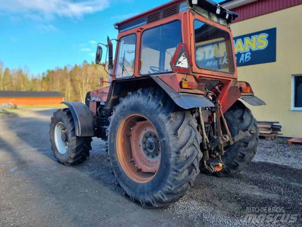 Valmet 2005-4 Traktoren