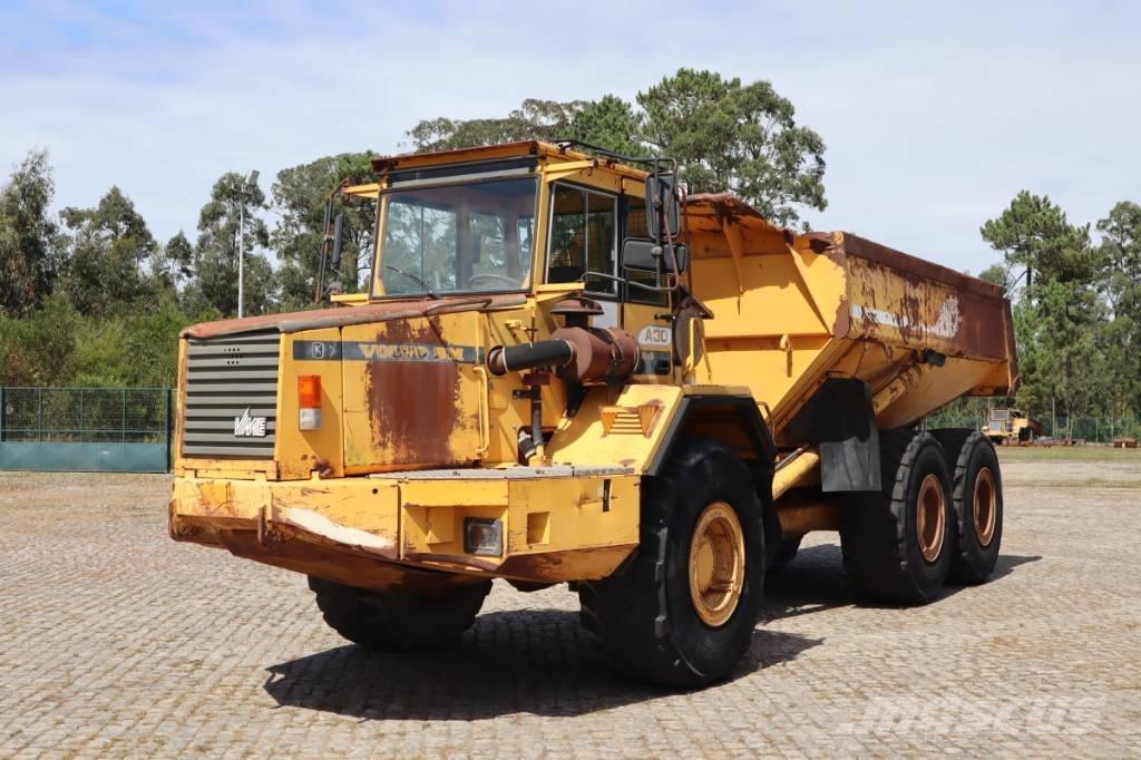 Volvo A 30 Dumper - Knickgelenk