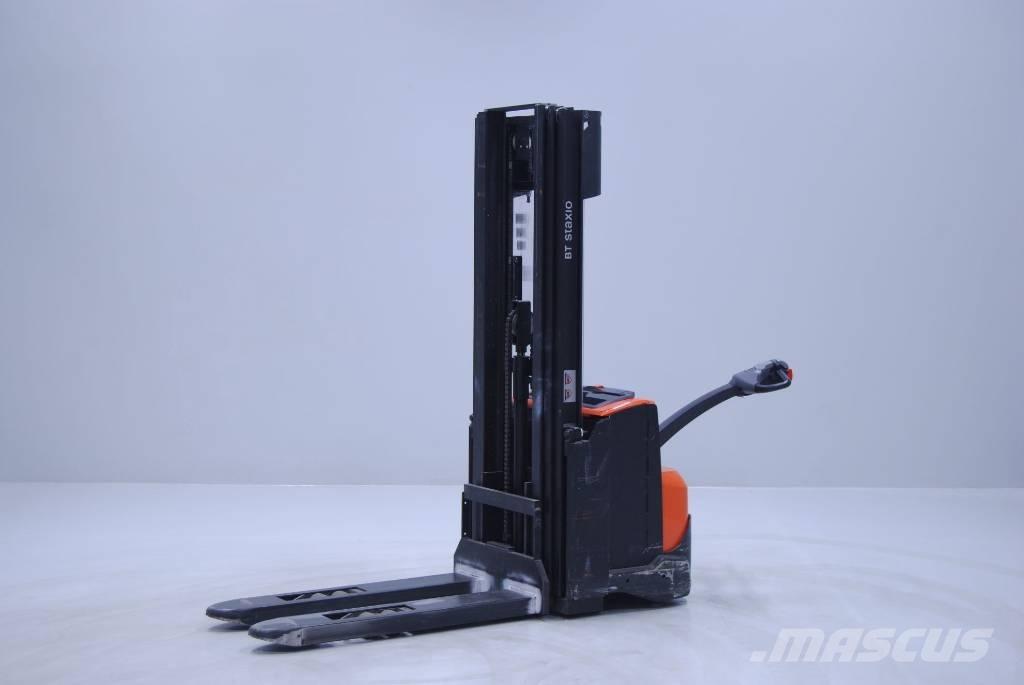 Toyota SWE140 Deichselstapler