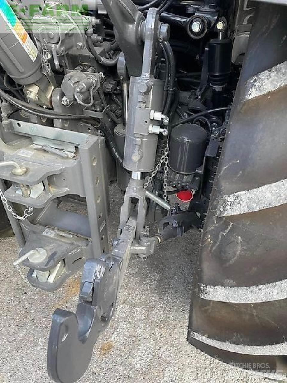 Valtra n155 Traktoren