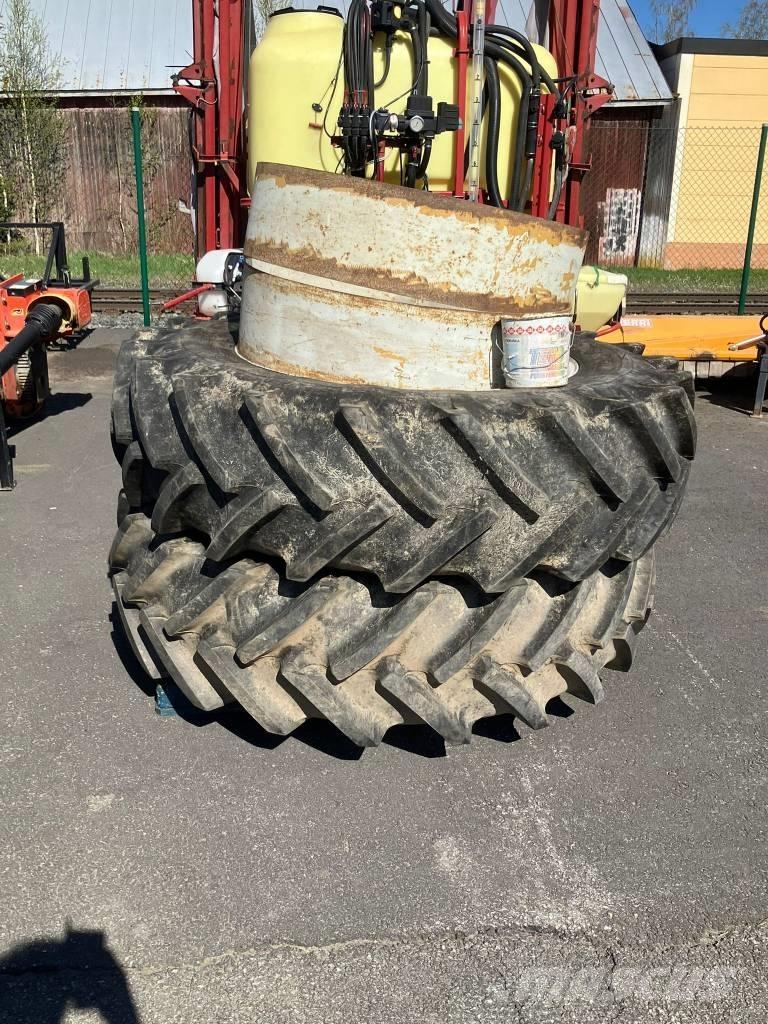  Paripyörät 18.4-38 Reifen