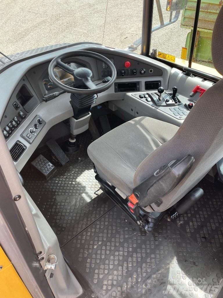 Volvo A30G Dumper - Knickgelenk
